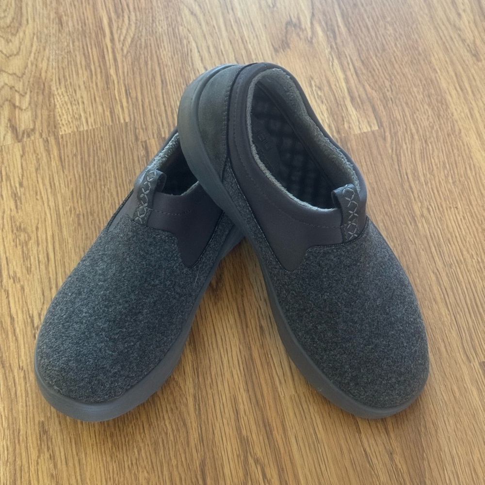 Jambu Gray Cozy Slip-On Flats